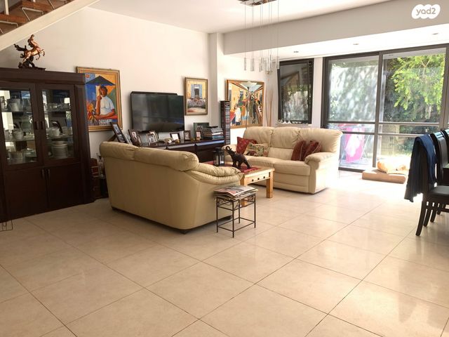 בית פרטי/ קוטג', צבי לייבוביץ' 24, רמת דניה, ירושלים