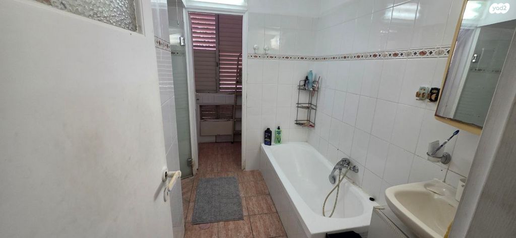 דירה, בן יהודה 86, הרצליה הצעירה, הרצליה