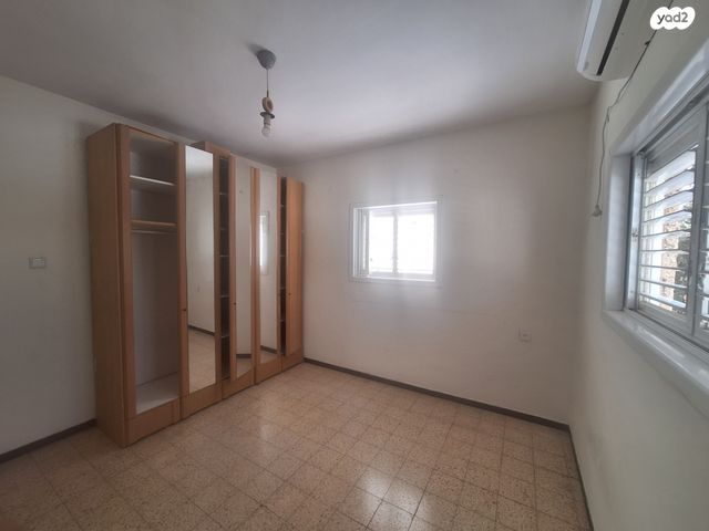 דירה, זאב ז'בוטינסקי 14, ד' / מערב מרכז העיר, רחובות