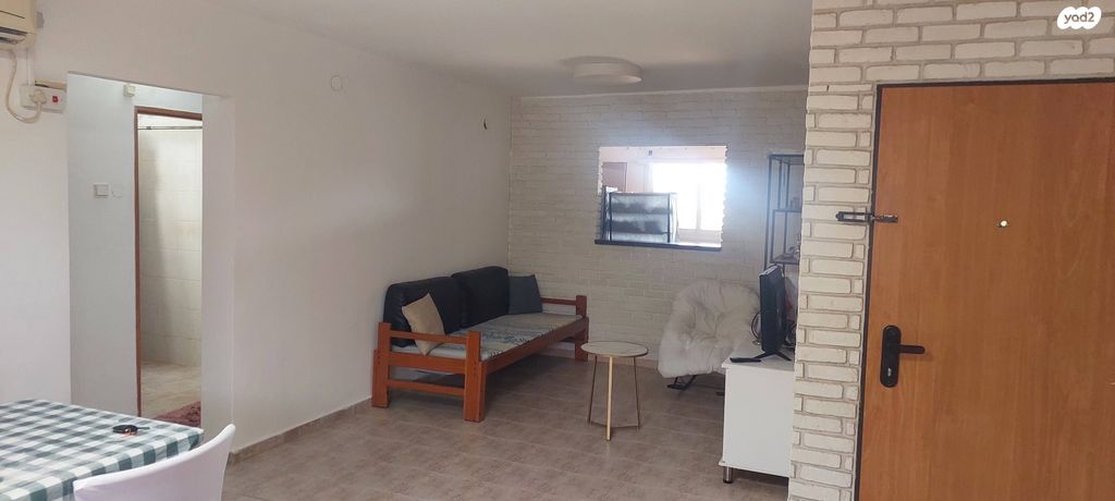 דירה, מנחם בגין 79, שאר העיר, חצור הגלילית