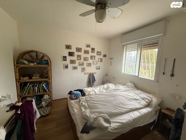 דו משפחתי, החרצית 18, צורן, קדימה צורן