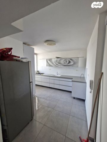 דירה, המורן 10, אבן גבירול, רחובות