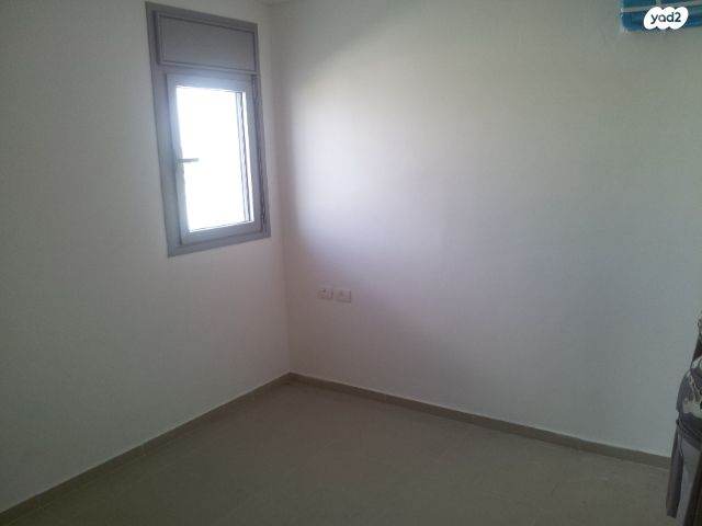 גג/ פנטהאוז, אז"ר 3, אגרובנק, חולון