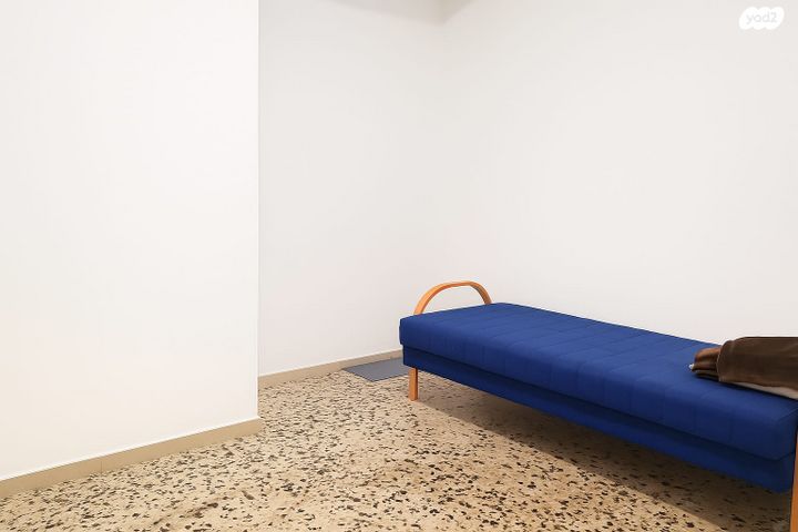 דירה, משה דיין 16, אזור הבילויים, רמת גן