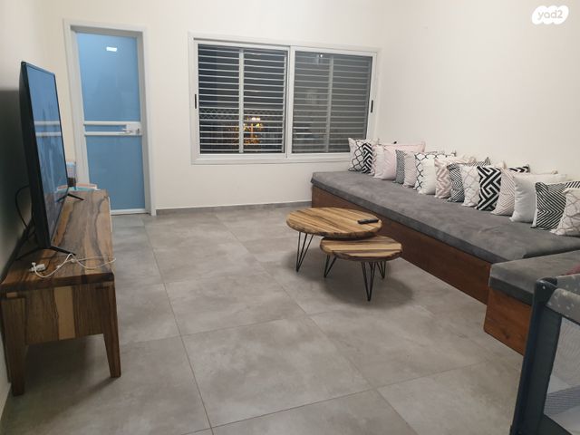 שועלי שמשון 6