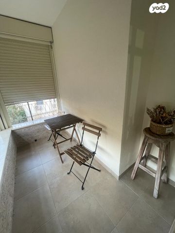 דירה, כיכר ז'בוטינסקי 1, קרית שמואל, טבריה