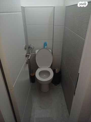 דירה, השומרים 4, ג' / מרכז מזרח העיר, רחובות