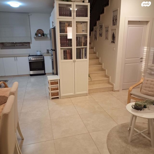 יחידת דיור, מעלה הכרמים 1, דולב, דולב