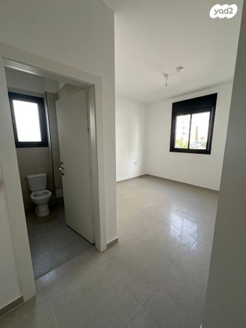 דירה, הרב שלום שבזי 231, פסגות אפק, ראש העין