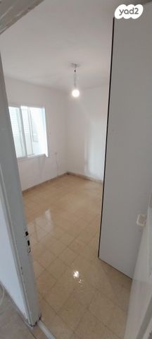 דירה, ברל כצנלסון 40, רמת ורבר, פתח תקווה