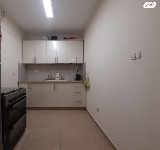 דירה, הרב הרצוג 8, הר שלום, בני ברק