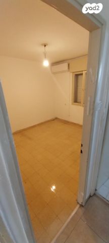 דירה, ברל כצנלסון 40, רמת ורבר, פתח תקווה