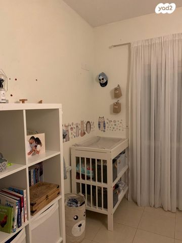 דירת גן, רקפת 1, גבע בנימין, אדם - גבע בנימין