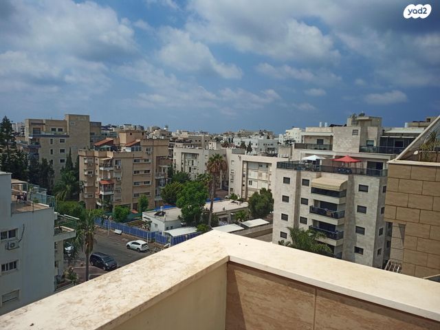 גג/ פנטהאוז, הרצל 15, עיר, מרכז העיר, נהריה