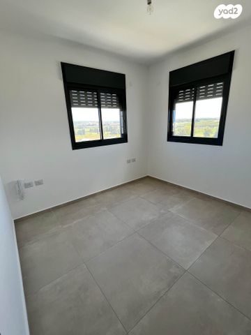 דירה, איסר הראל 1, נווה אור, אור עקיבא