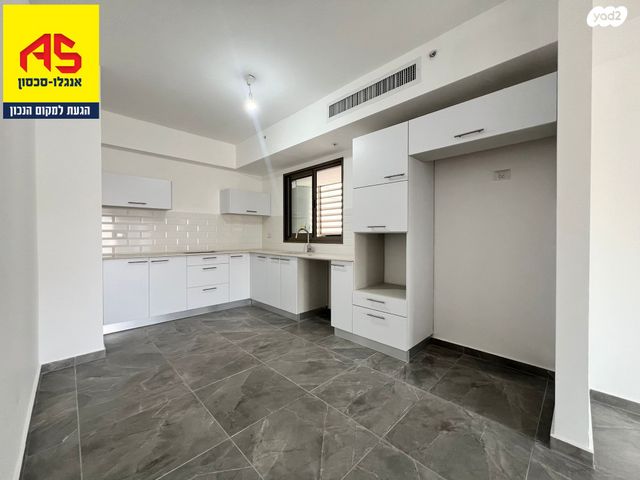 דירה, בורוכוב, צפון מערב מרכז העיר, נתניה