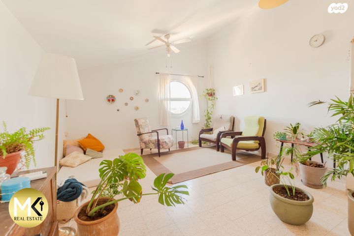 דופלקס, עסיס, פרדס חנה כרכור