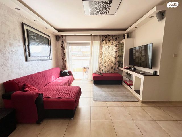 דירה, כובשי החרמון 17, שעריים, רחובות