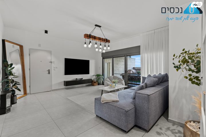 דירת גן, נופים, מודיעין מכבים רעות