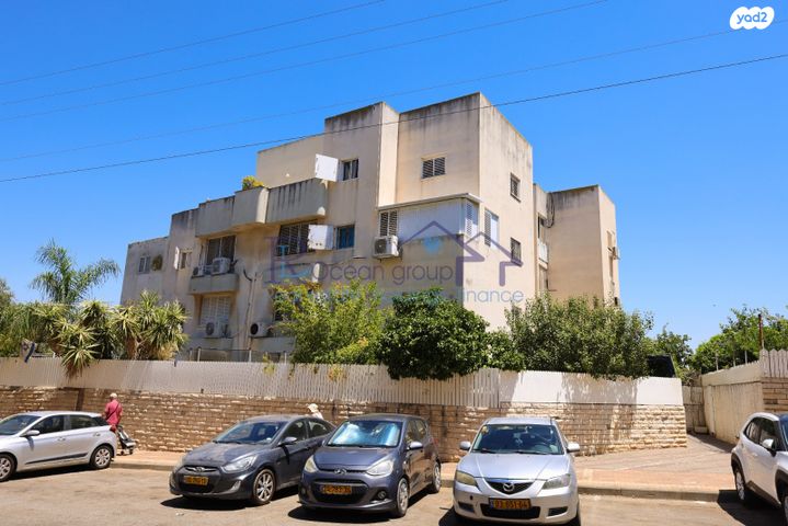 גג/ פנטהאוז, נחום 24, רמת ידין, נתניה