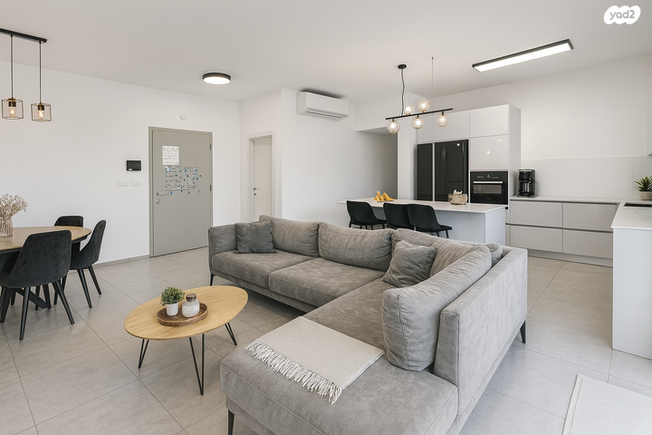 דירה, אור ים, אור עקיבא