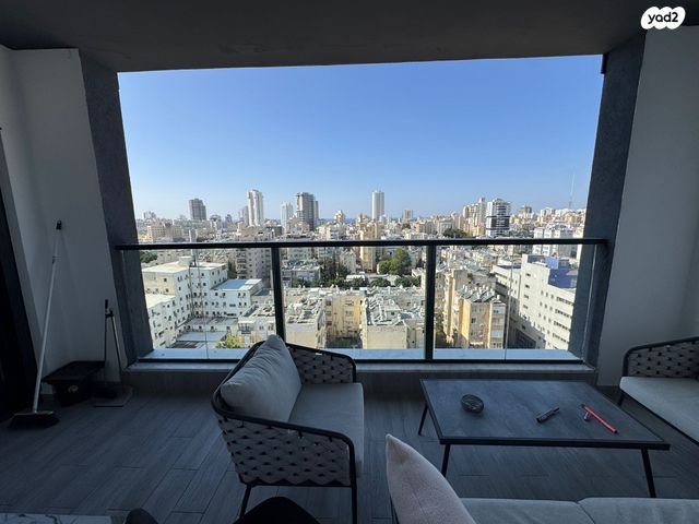 דירה, ישראל זנגוויל, צפון מזרח מרכז העיר, נתניה