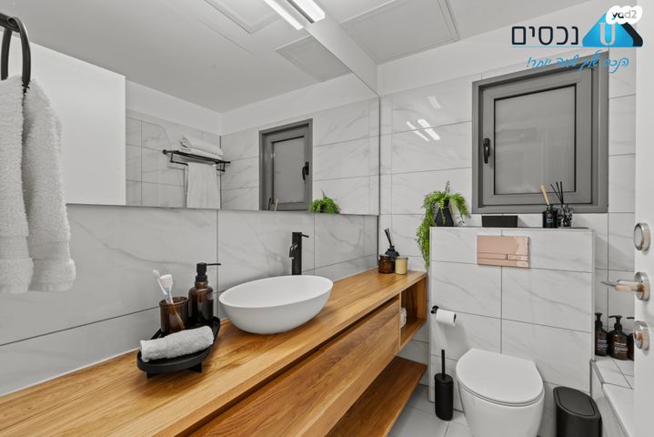 דירת גן, נופים, מודיעין מכבים רעות