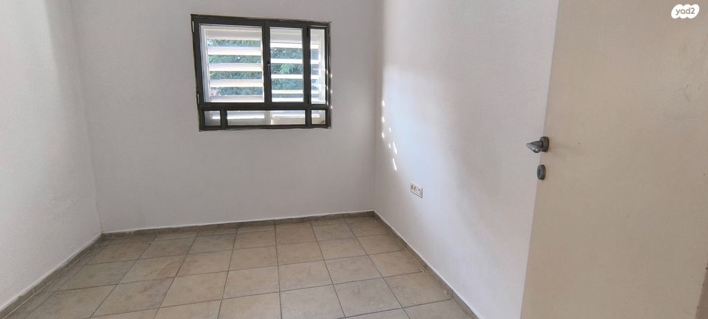 דירה, בנימינה גבעת עדה