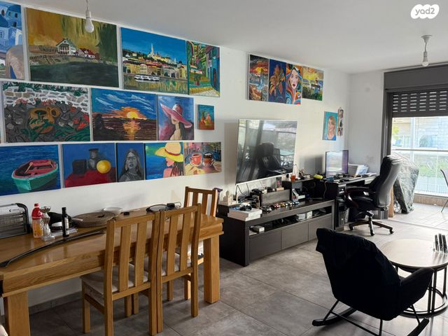 דירה, הרצליה