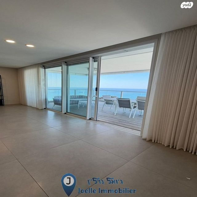 דירה, דוד המלך 8, צפון מערב מרכז העיר, נתניה