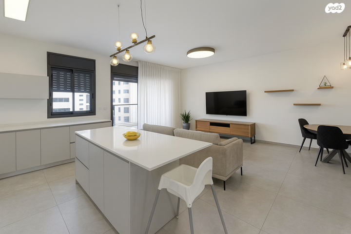 דירה, אור ים, אור עקיבא