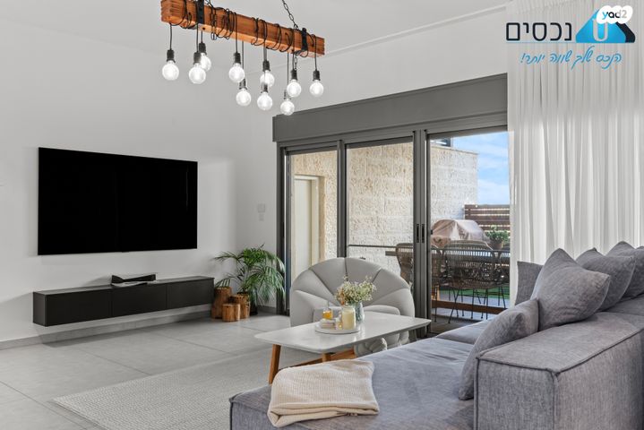 דירת גן, נופים, מודיעין מכבים רעות