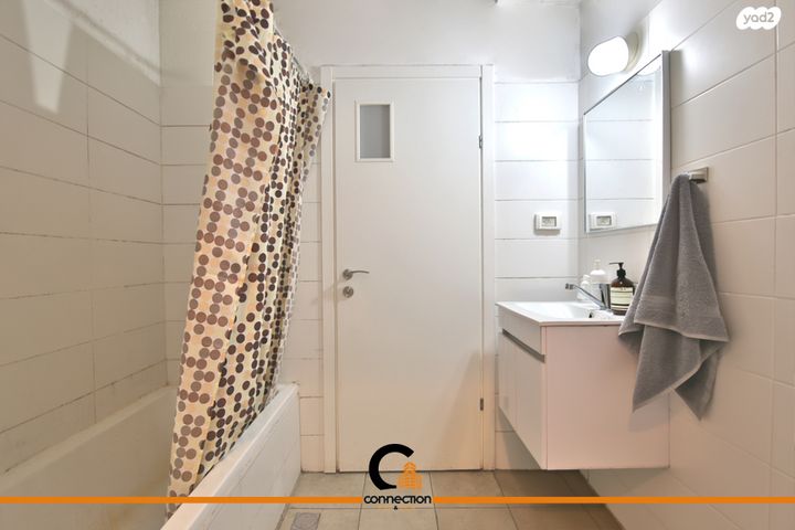 דירה, עפרה חזה 25, משכנות האומנים, קרית מוצקין