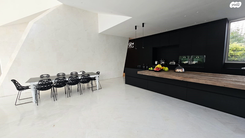 בית פרטי/ קוטג', סביון