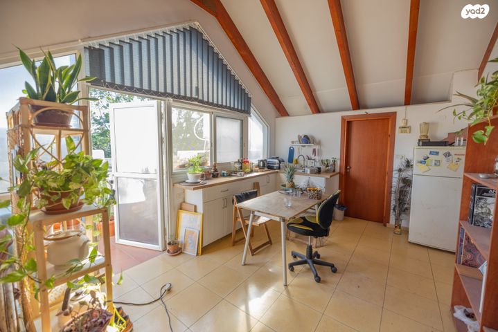 דו משפחתי, עתלית