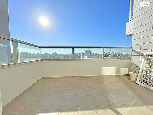 דירה, פלמ"ח, אבני חן, רחובות