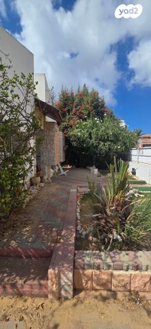 בית פרטי/ קוטג', דליות 13, גבעת ציון וגבעת הפרחים, אשקלון