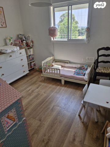 דירה, מרדכי אנילביץ', קרית ויצמן, רעננה