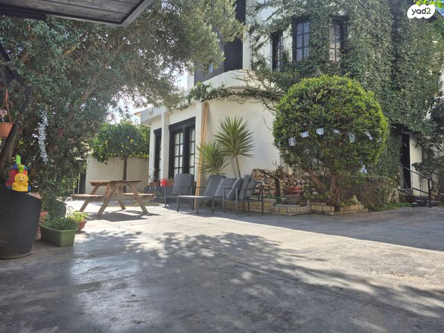 בית פרטי/ קוטג', גן יבנה