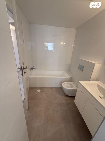 דירה, הרימון 2, קיראון, קרית אונו