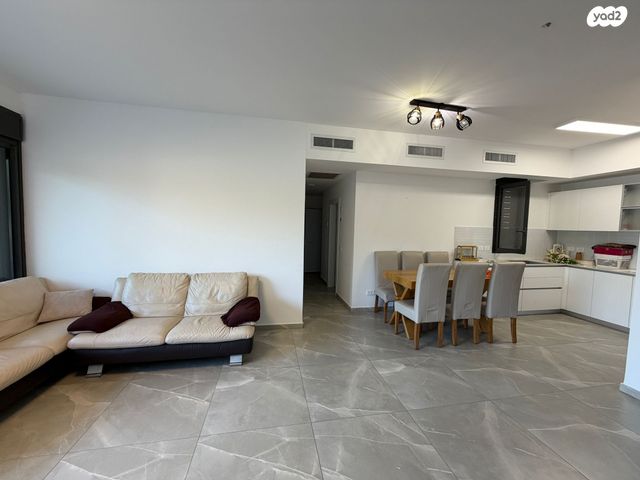 דירה, פרזון 21, יד אליהו, תל אביב יפו