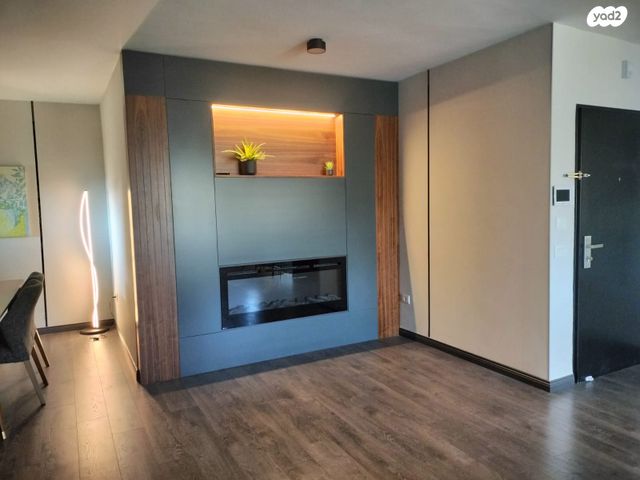 דירה, בית אריה / עופרים