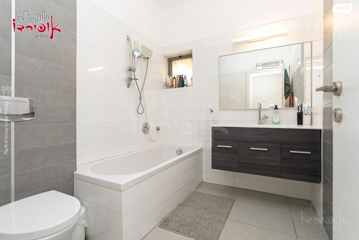 דירה, נעמ"ת, נעמ"ת, חיפה