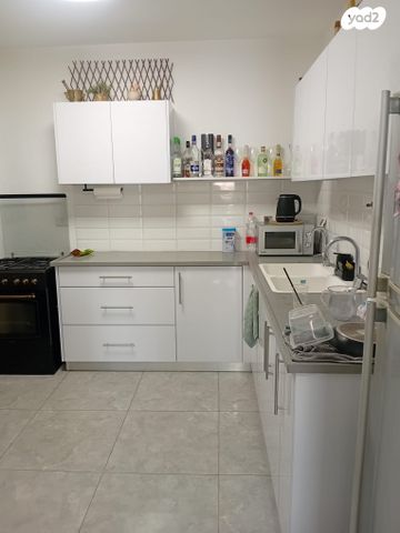 דירה, הרב יוסף שלום אלישיב, קלדוש נוף כינרת, טבריה