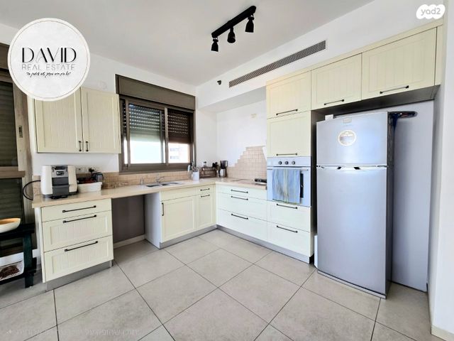 דירה, אדני פז, עין הים, חדרה