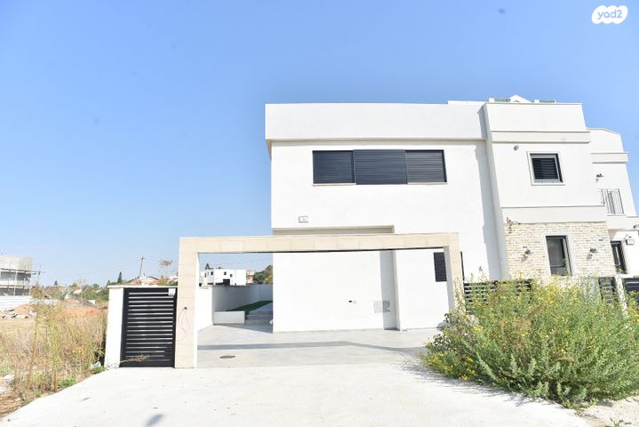 דו משפחתי, הפועלים, גדרה