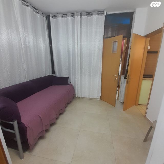 דירה, רב האי גאון, נווה און, בני ברק