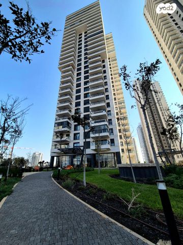 גג/ פנטהאוז, אמנון ליפקין שחק 5, נוף הטיילת, נתניה