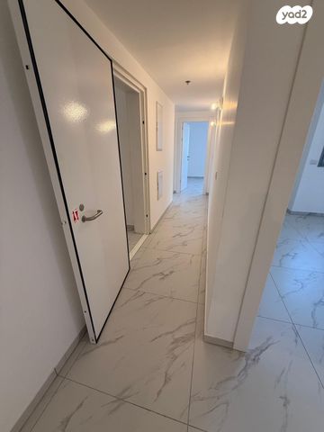 דירה, הרימון 2, קיראון, קרית אונו