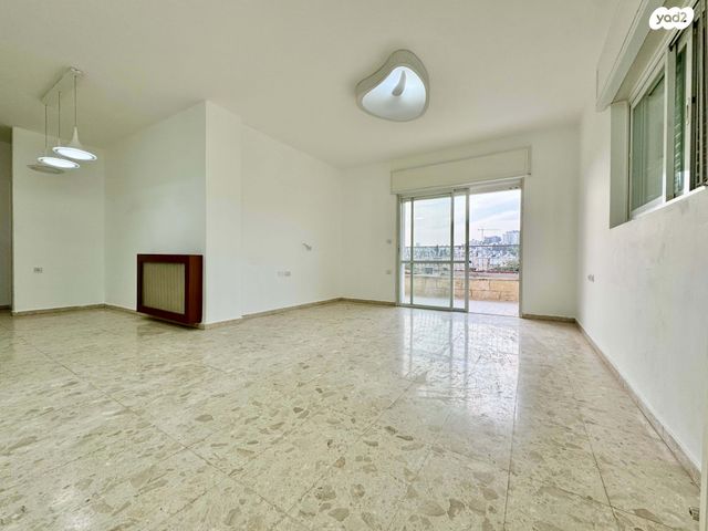 דירה, מקור חיים, מקור חיים, ירושלים